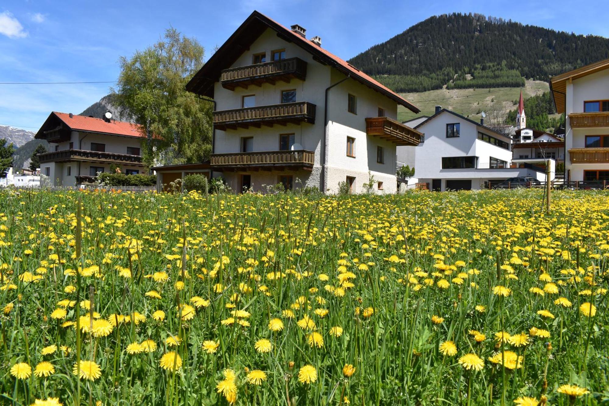 Hirschstube Nauders Bed and Breakfast Εξωτερικό φωτογραφία