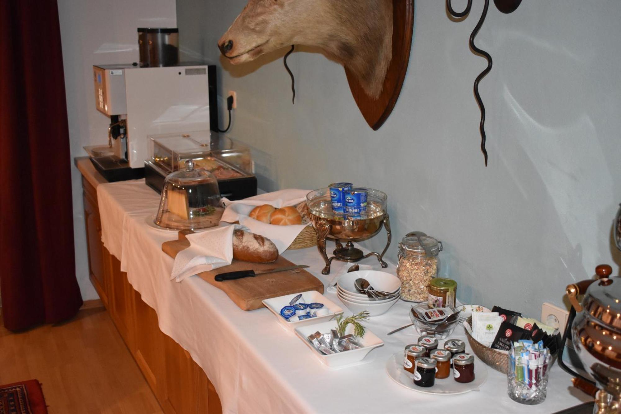 Hirschstube Nauders Bed and Breakfast Εξωτερικό φωτογραφία